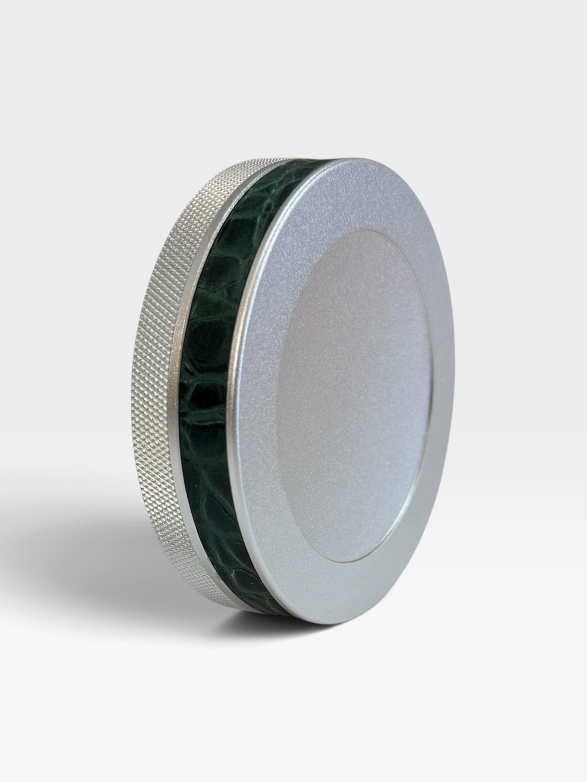 Silver on Green Embossed Croc Leather Ruk Slim Can