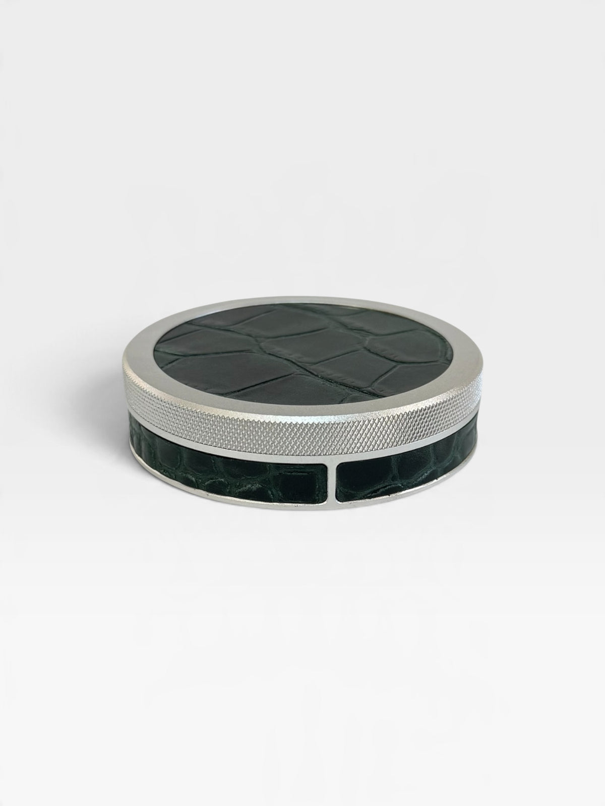 Silver on Green Embossed Croc Leather Ruk Slim Can