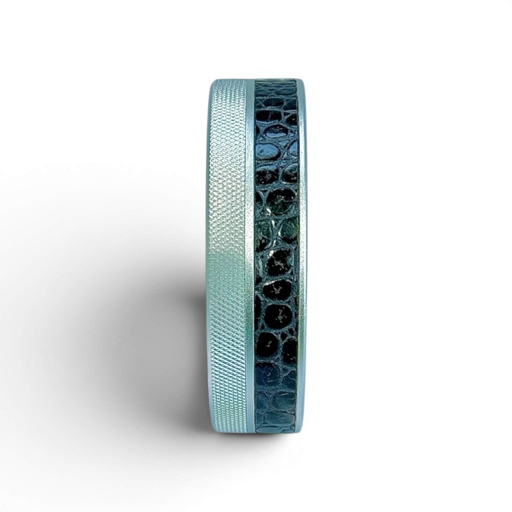 Silver on Midnight Blue Embossed Croc Ruk Can Slim